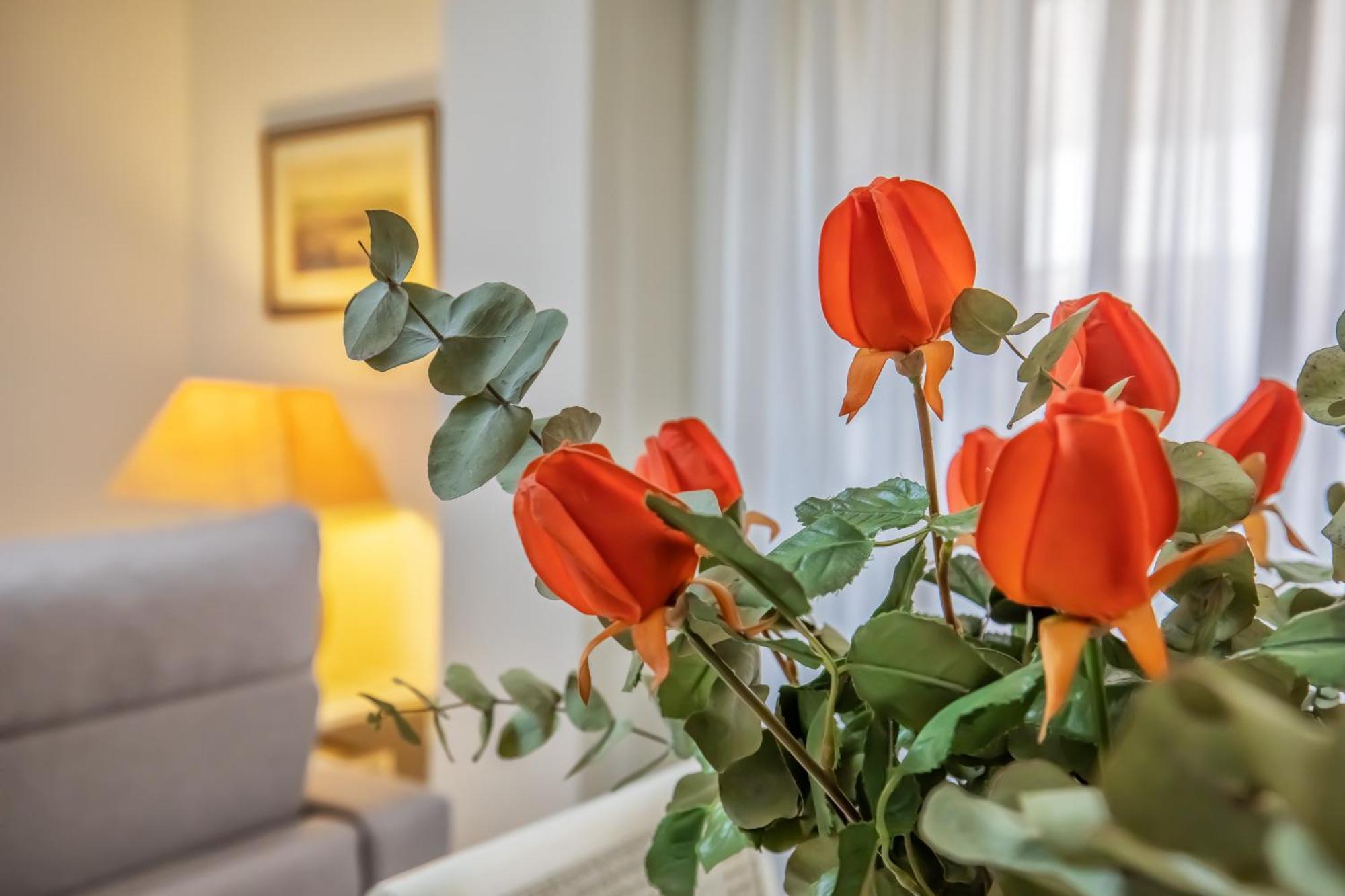 R & T Cordoba Center Apartamentos - Parking Ngoại thất bức ảnh