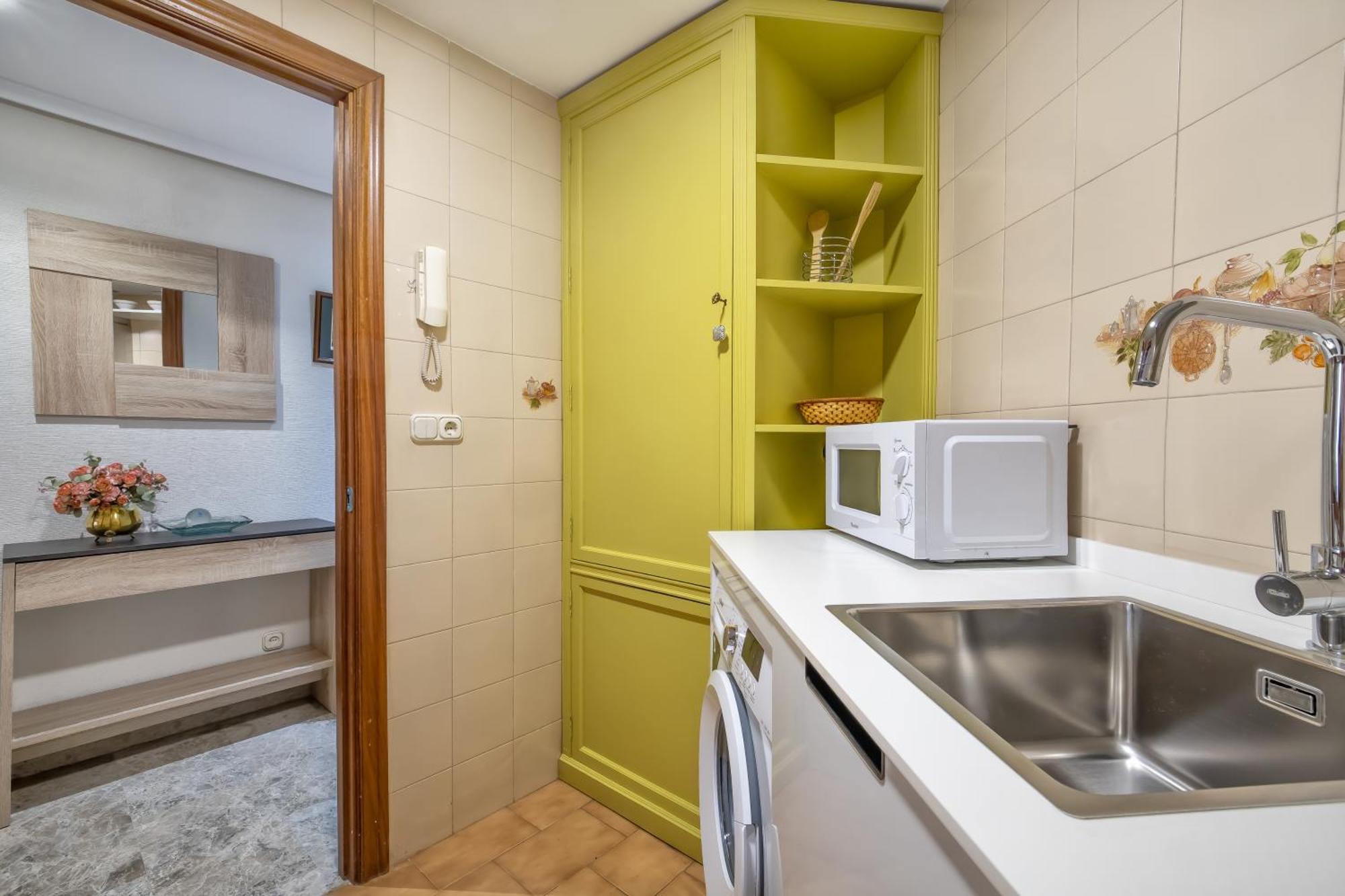R & T Cordoba Center Apartamentos - Parking Ngoại thất bức ảnh