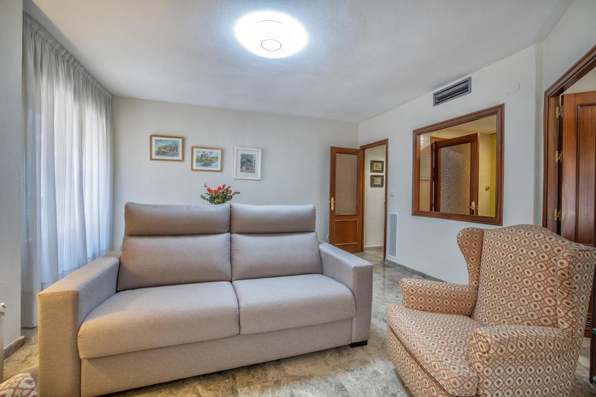 R & T Cordoba Center Apartamentos - Parking Ngoại thất bức ảnh